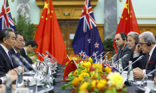 【视频】王毅与新西兰外长会谈 称中国愿与新西兰加强战略沟通