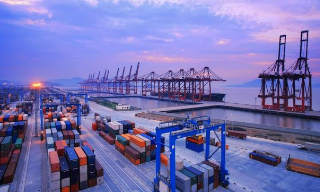 【视频】中方坚决反对美方贸易壁垒评估报告将中国列为首要关注国家