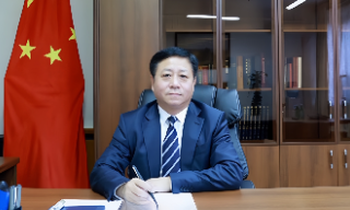 【视频】中国驻俄大使驳“接管西伯利亚和远东”传闻：中国威胁论翻版
