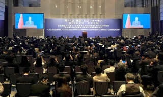 【视频】王毅：希望日方客观理性看待中国发展 日外相期望尽快访华