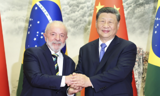 【视频】习近平晤巴西总统卢拉 双方重申共同维护多边主义