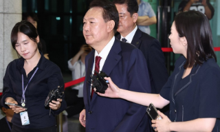 韩国前总统尹锡悦第二次传讯未到案 或将重排日期